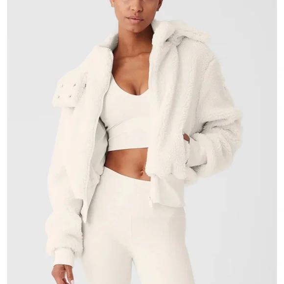 Alo Yoga How To Clean A Sherpa Jacket Alo Yoga LA Cropped Sherpa